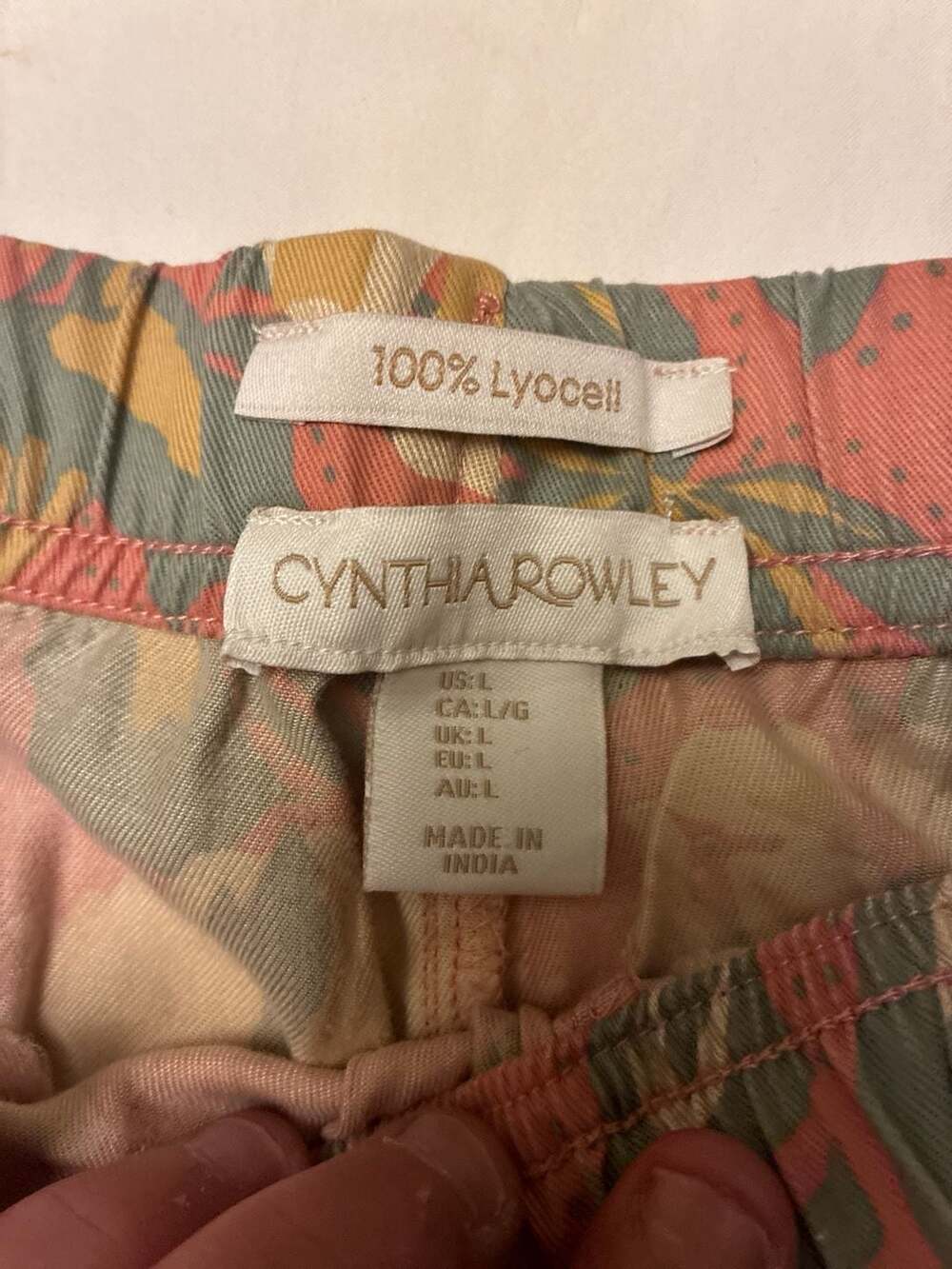 Cynthia Rowley 100% Lyocell Coral Tropical Floral Drawstring Shorts Size Large - Picture 6 of 7